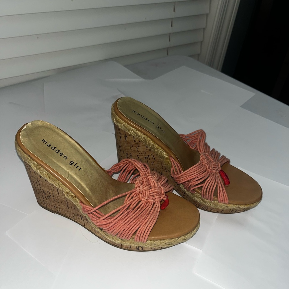 Madden Girl Tan Wedge Shoes with Modern Design